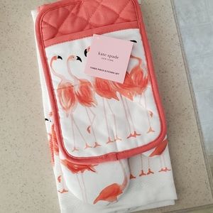 NWT kate spade flamingo 3 piece kitchen set!